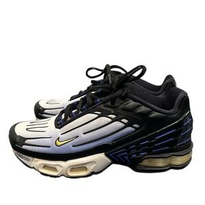 Nike Air Max Plus 3
Hyper Blue size 5Y/W6